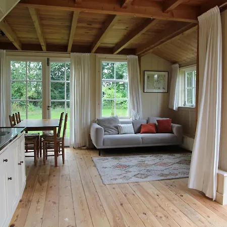 Holiday home Blooming